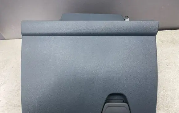 Ford C-MAX II Glove box AM51R06044AGW 1755872 AM51R06044