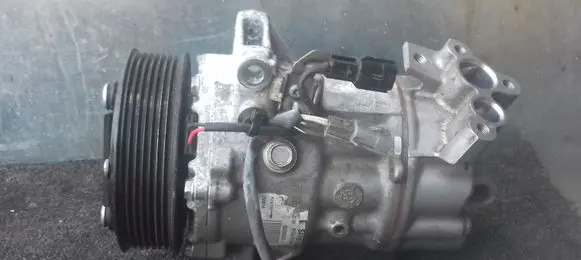 Renault Captur II Air conditioning (A/C) compressor (pump) 926008955R