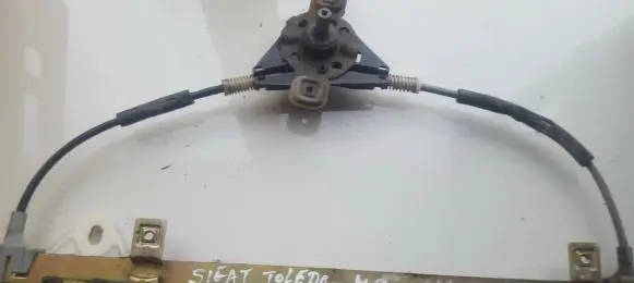 Seat Toledo I (1L) Sliding door window regulator with motor