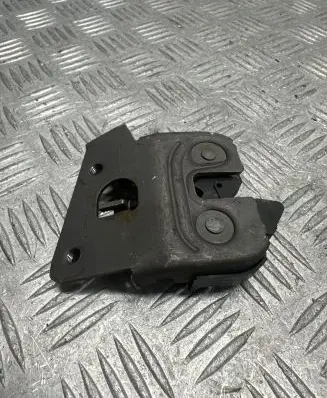 BMW 5 E60 E61 Seat back rest lock catch 7112864