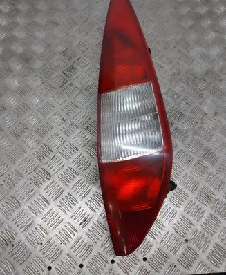 Ford Mondeo Mk III Rear/tail lights