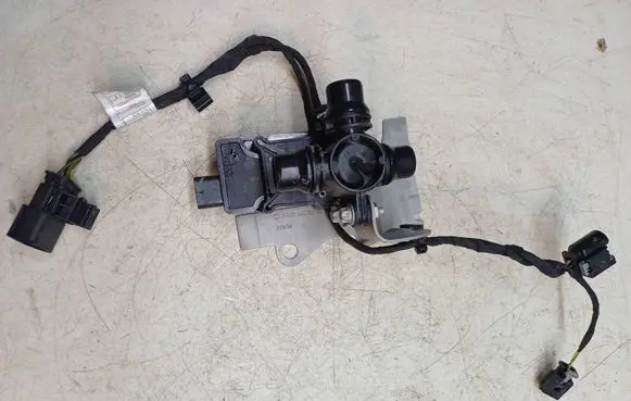 Mercedes-Benz Sprinter W907 W910 Other engine part A0005061300 EGL0004 990489