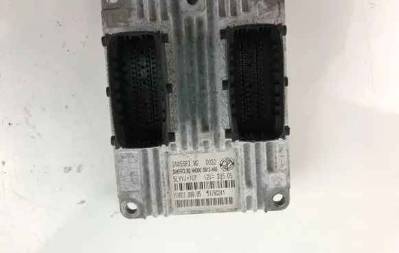 Fiat Grande Punto Engine control unit/module 51780241