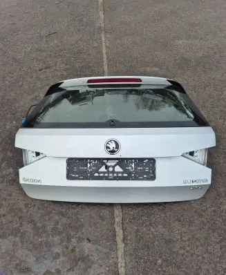 Skoda Superb B8 (3V) Tailgate/trunk/boot lid 3V9827215