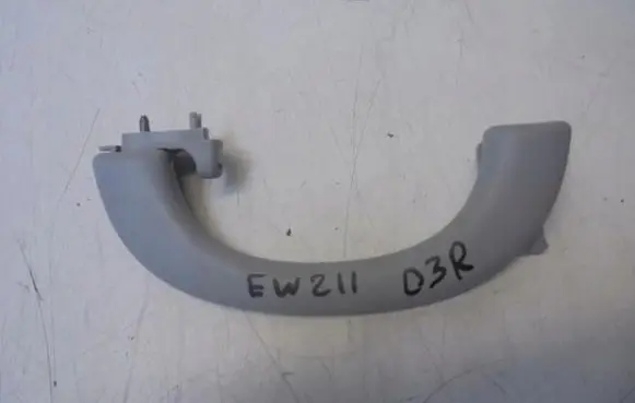 Mercedes-Benz E W211 Front interior roof grab handle A2118100051