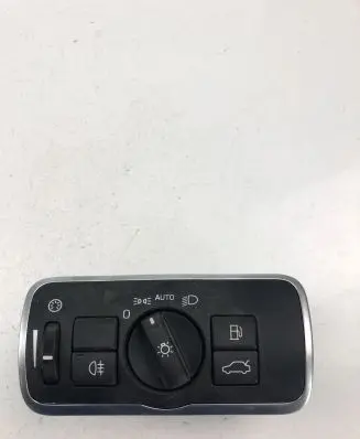 Volvo V60 Light switch 30739448