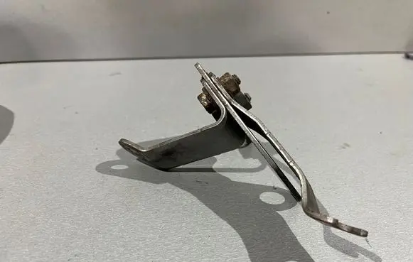 BMW 3 GT F34 Muffler mount bracket/holder 7643425