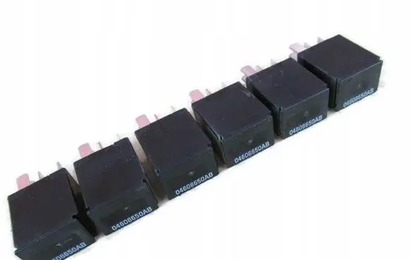 Jeep Cherokee III KJ Other relay