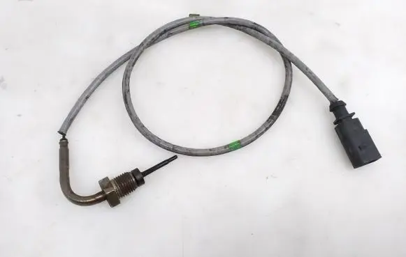 Skoda Superb B8 (3V) Exhaust gas temperature sensor 04L906088BL