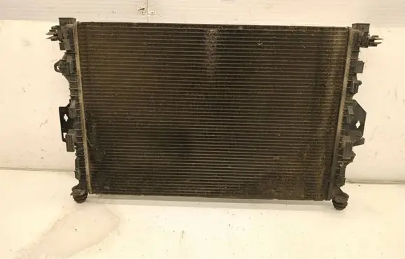 Land Rover Freelander 2 - LR2 Coolant radiator