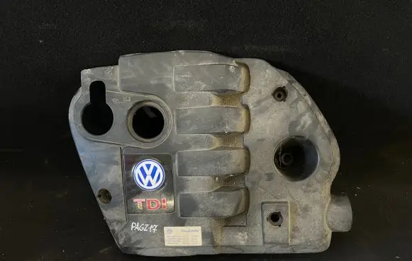 Volkswagen PASSAT B5.5 Engine cover (trim) 054682AF