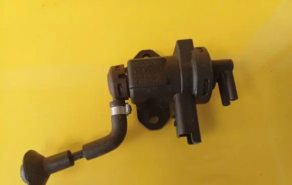 Citroen C8 Turbo solenoid valve 9635704380 0928400414
