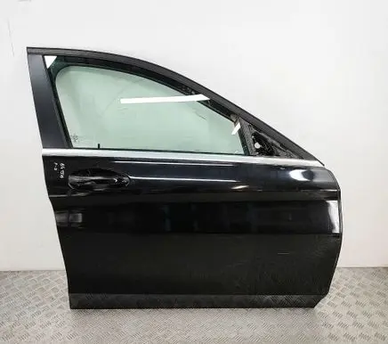 Mercedes-Benz C W205 Front door A2057200205