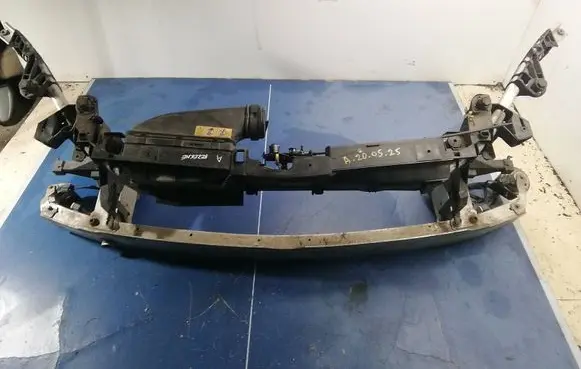 Mercedes-Benz A W176 Radiator support slam panel A24646200315 1430400539