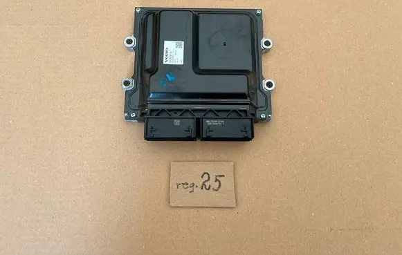 Volvo XC60 Engine control unit/module ECU 32383818