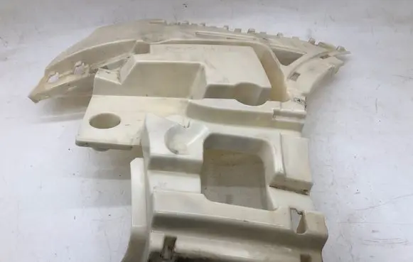 BMW X4 G02 Bumper support mounting bracket corner 139605