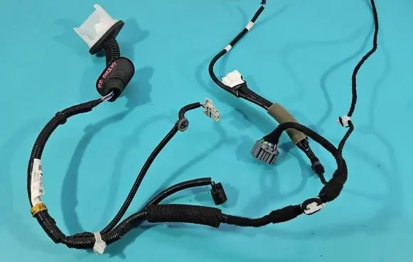 Honda CR-V Front door wiring loom 32752TNYG200 IMPRK1602243