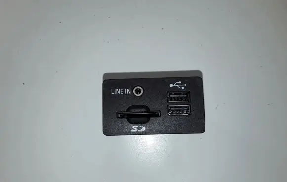 Ford Ranger AUX in-socket connector C1BT14F014AE