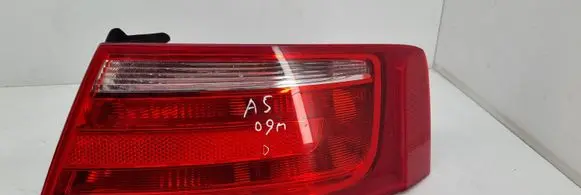 Audi A5 8T 8F Rear/tail lights 8T0945096