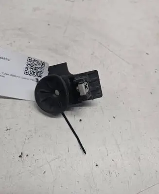 Jaguar XE Radiator mount bracket GX738B359CB