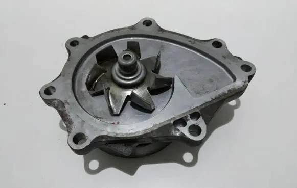 Lexus IS 220D-250-350 Water pump