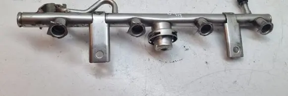 Mercedes-Benz C W203 Fuel main line pipe A1110780292