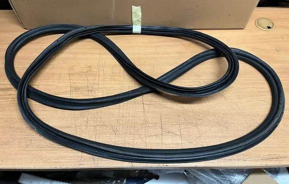 Volkswagen Golf Sportsvan Trunk rubber seal (body) 510827705