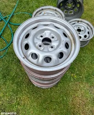 Nissan Sunny R14 steel rim 4030058A00