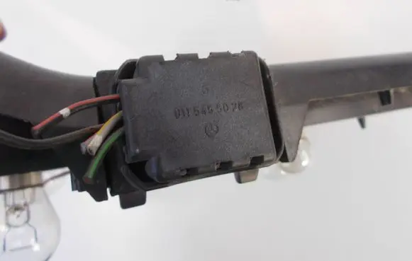 Mercedes-Benz E W124 Tail light bulb cover holder 0115455028