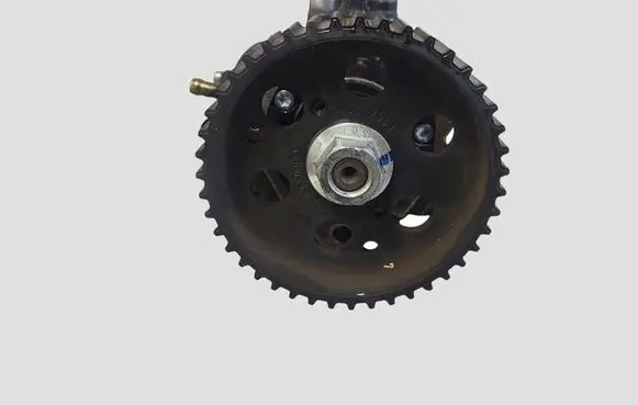 Opel Zafira B Fuel injection high pressure pump 55206680 0445010155