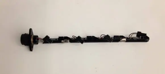 Volkswagen Golf V Fuel injector wires 038971803 33130821