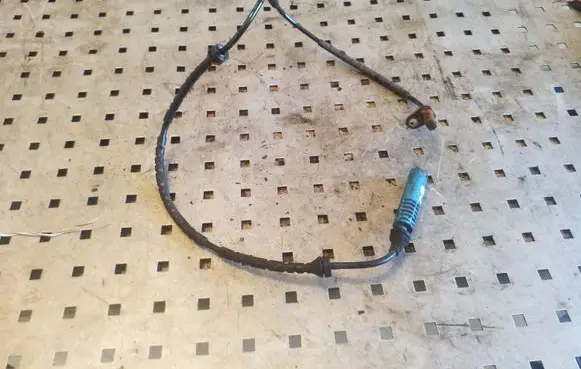 BMW X3 E83 ABS brake wheel speed sensor