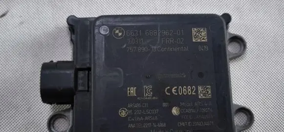 BMW 7 G11 G12 Distronic sensor radar 6882962