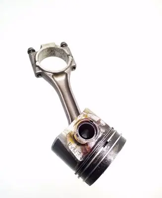 Skoda Octavia Mk2 (1Z) Piston with connecting rod 038G