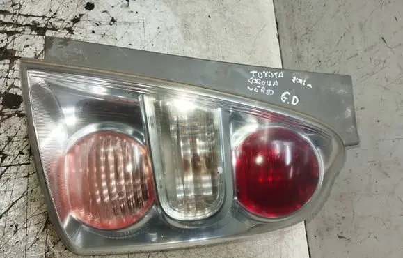 Toyota Corolla Verso AR10 Rear/tail lights
