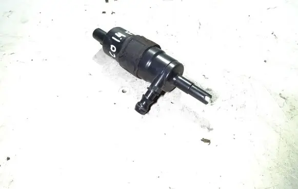 Volkswagen Scirocco Windscreen/windshield washer pump 3B7955681