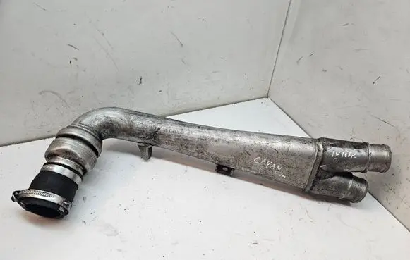 Intercooler hose/pipe
