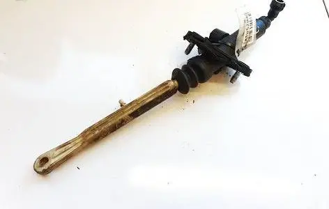 Volvo V70 Clutch master cylinder