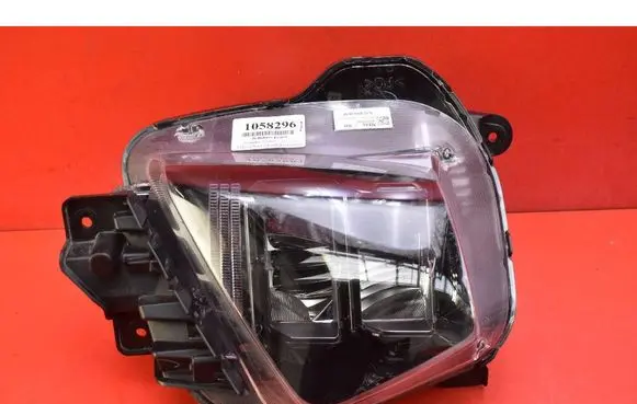 Hyundai Tucson JM Headlight/headlamp N792162120
