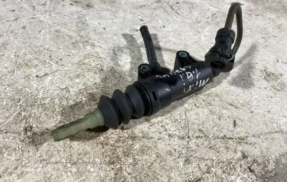 Mini One - Cooper Coupe R56 Clutch master cylinder