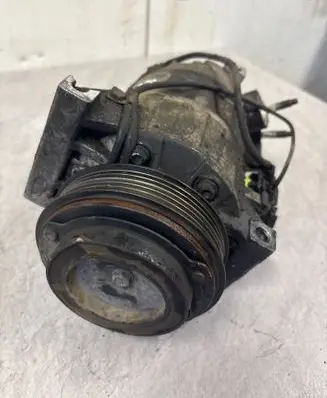 Volvo V70 Air conditioning (A/C) compressor (pump) 501275998T9