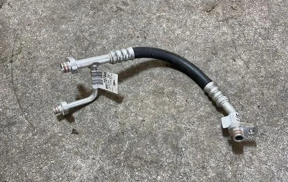 Citroen C4 III e-C4 Air conditioning (A/C) pipe/hose 9843707480 T771418B 05022023