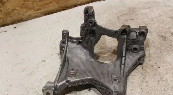 Audi A4 S4 B9 Engine mounting bracket 8W0399295E