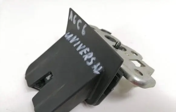Audi A6 S6 C6 4F Tailgate/trunk/boot lock/catch/latch 8P4827505C
