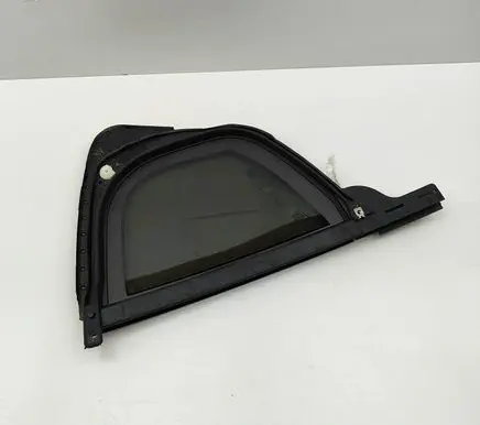 Alfa Romeo Stelvio Rear side window 50552735
