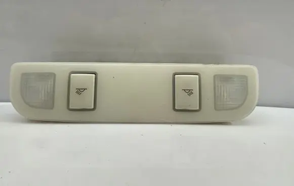 Audi A6 S6 C6 4F Rear seat light 4F0947111