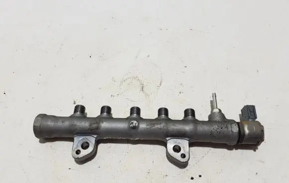 Toyota Hilux (AN120, AN130) Fuel main line pipe 238100E020
