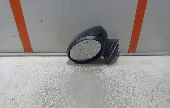 Mini Cooper Countryman F60 Front door electric wing mirror