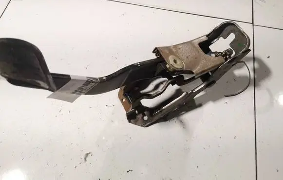 Honda CR-V Brake pedal 