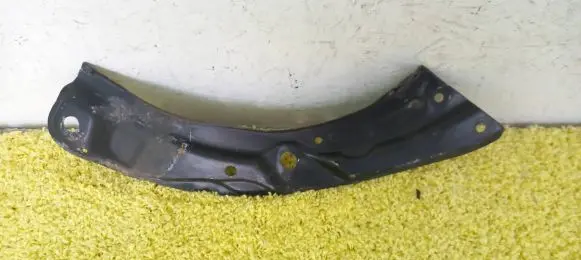 Skoda Rapid (NH) Radiator support slam panel bracket 5JA805931B
